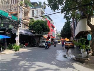 Bán biệt thự góc đường lam sơn  p. 6, q. bt  10x18m  kết cấu 3 tầng, an ninh tốt  giá 38 tỷ