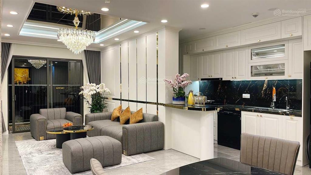 Em là lễ tân được chủ nhà gửi căn kosmo tây hồ cần chuyển nhượng (0333 259 *** zalo)