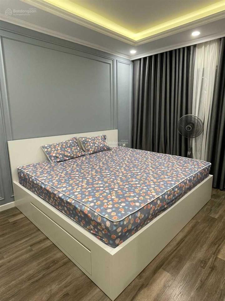 Em là lễ tân được chủ nhà gửi căn kosmo tây hồ cần chuyển nhượng (0333 259 *** zalo)