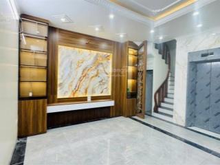 Hiếm, 1 nhà ra phố, nhà xây mới, thang máy nhập, tiện ích xung quanh rất nhiều, kinh doanh đỉnh