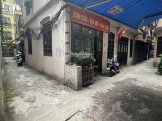 Bán nhà tây hồ  lô góc  gần hồ  cách ô tô 10m