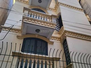 Chủ ngộp bank bán gấp siêu phẩm 2 mặt tiền view hồ hoàng cầu giá cắt lỗ không tưởng