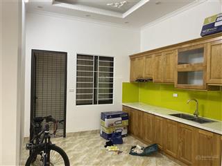 Bán nhà hoàng ngân  nguyễn ngọc vũ, cầu giấy. 65m2 x 4 tầng cực đẹp, ngõ thông, kinh doanh nhỏ