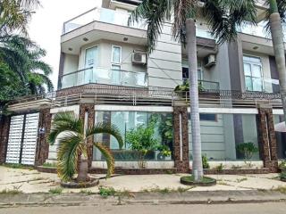 Biệt thự góc 2mt gần aeon tên lửa, 10x20m, 2 lầu sẵn nội thất