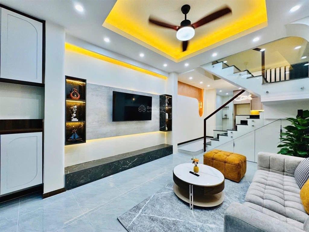 Giá tốt! hào nam, gần phố, ngõ nông, trước nhà sáng thoáng, khu vực hiếm nhà bán, nhà đẹp ở ngay