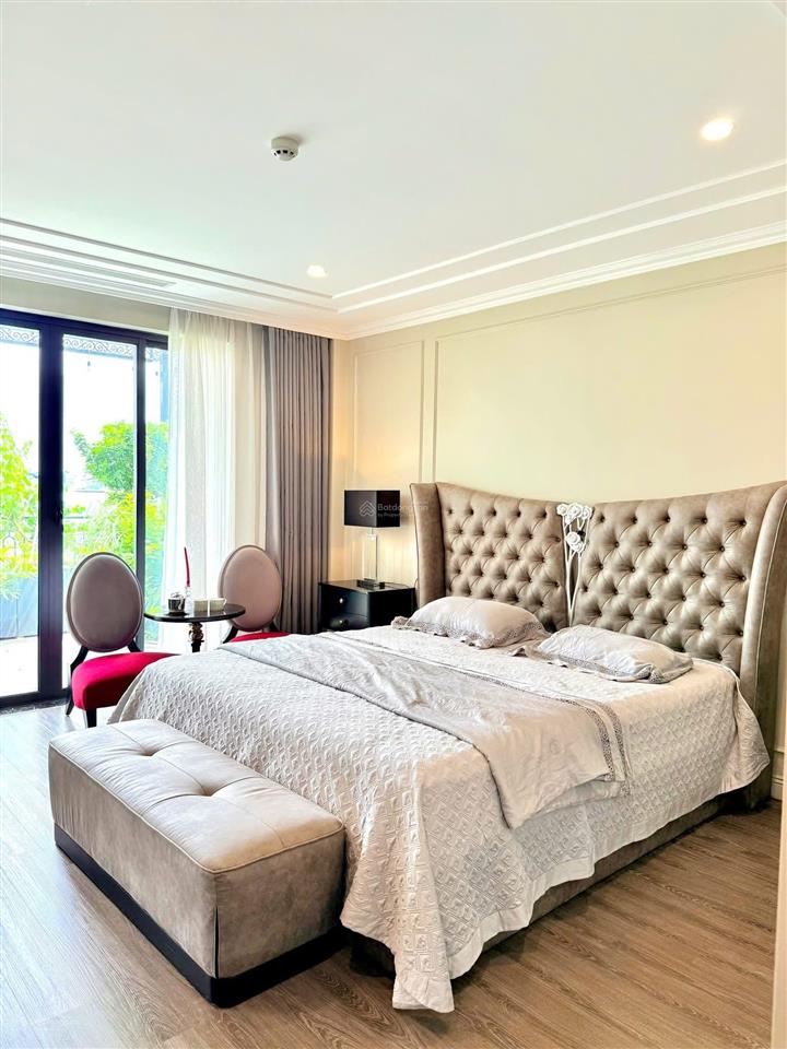 Hiếm! trường chinh, lô góc, ngõ nông, gần các tuyến đường lớn trung tâm, nhà đẹp full nội thất, 4pn