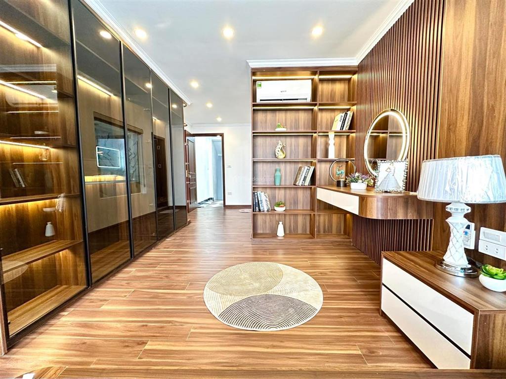 Giá sốc! huỳnh thúc kháng, ngõ nông, gần phố, nhà ở luôn, gần các trường đại học, 53m2, chỉ 9.6 tỷ