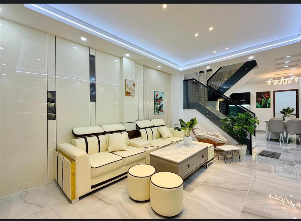 Chính chủ chuyển công tác cần bán gấp thái thịnh! lô góc, sát phố, 10m ô tô tránh, dt 45m2*5t