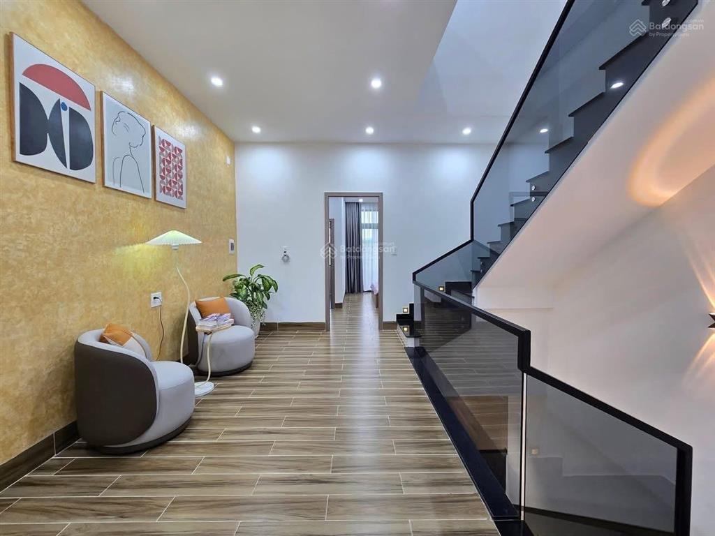 Bán nhanh! xã đàn, lô góc, ngõ thông, vài bước ra phố, ngõ cực rộng, thoáng, gần hồ ba mẫu, dt 43m2