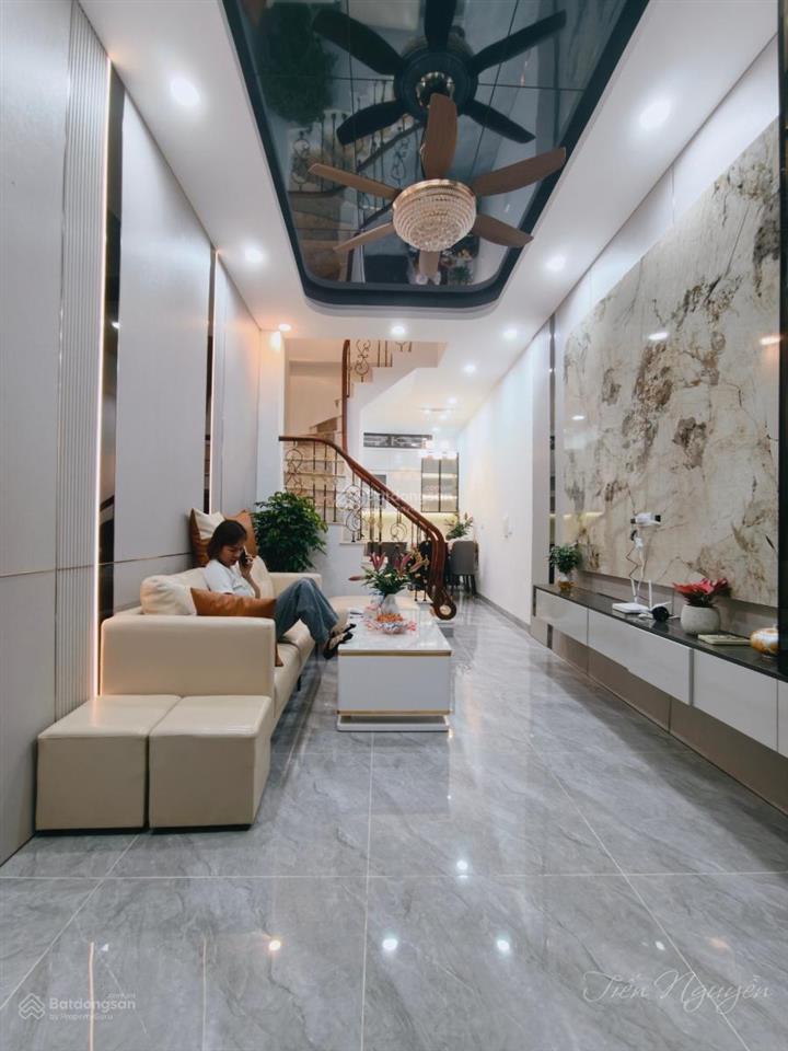 Bán gấp! xã đàn, ngõ nông, gần phố, muốn bán nhanh trước tết chuyển vào nam, ngõ rộng, dt 39m2*5t