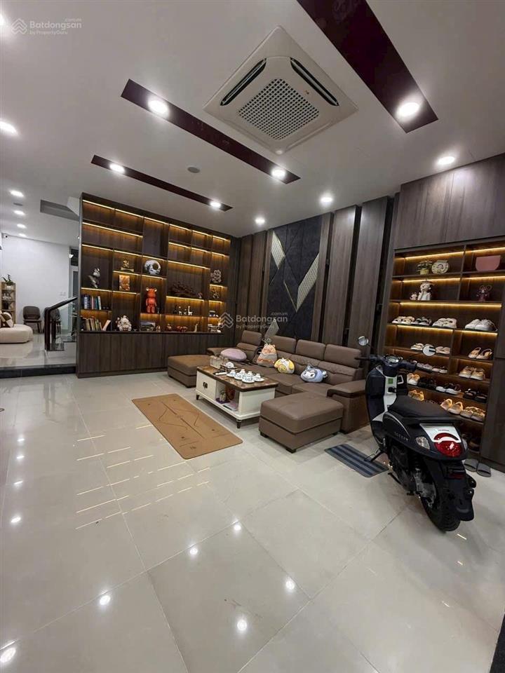 Mặt tiền phạm huy thông, p.6  5m x 17m, 4 tấm  giá bán 21 tỷ tl