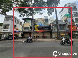 Diện tích lớn 20x31m. cn 645m²  bán nhà mặt tiền nguyễn trãi  sát vách quận 1  tiện xây cao ốc