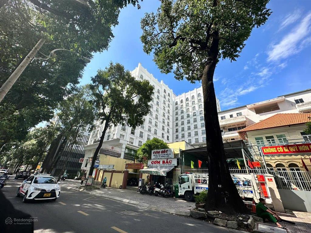 Khu vip mtnb phạm ngọc thạch, quận 3. dt 25x30m. dtcn ~600m2 đất. gpxd 3000m2 sàn. giá 155 tỷ