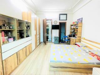 Bán nhà ngõ 575 kim mã gần ô tô 68m 5t giá 14 tỷ 5.  0349 157 ***.