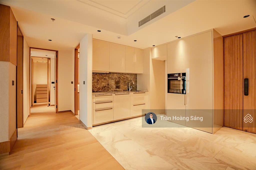 Thu hồi vốn căn góc 2pn toà sea view sông dt 78m2 grand marina saigon. giá bán 33 tỷ (tầng cao)