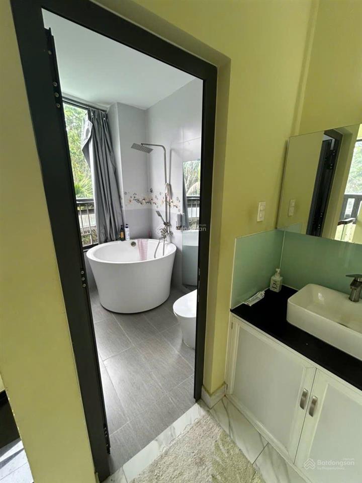 Bán biệt thự vườn 203m2 ngang 11m gò cát gần chung cư ricca q9