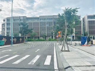 Hot hot! bán đất nền đối diện khu global city giá chỉ 195tr/m2 rẻ nhất dự án đông hưng