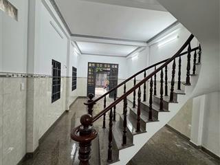 Bán nhà riêng 5pn  3wc, đất 65m2 tại đường 8, linh xuân, thủ đức, 5,5 tỷ