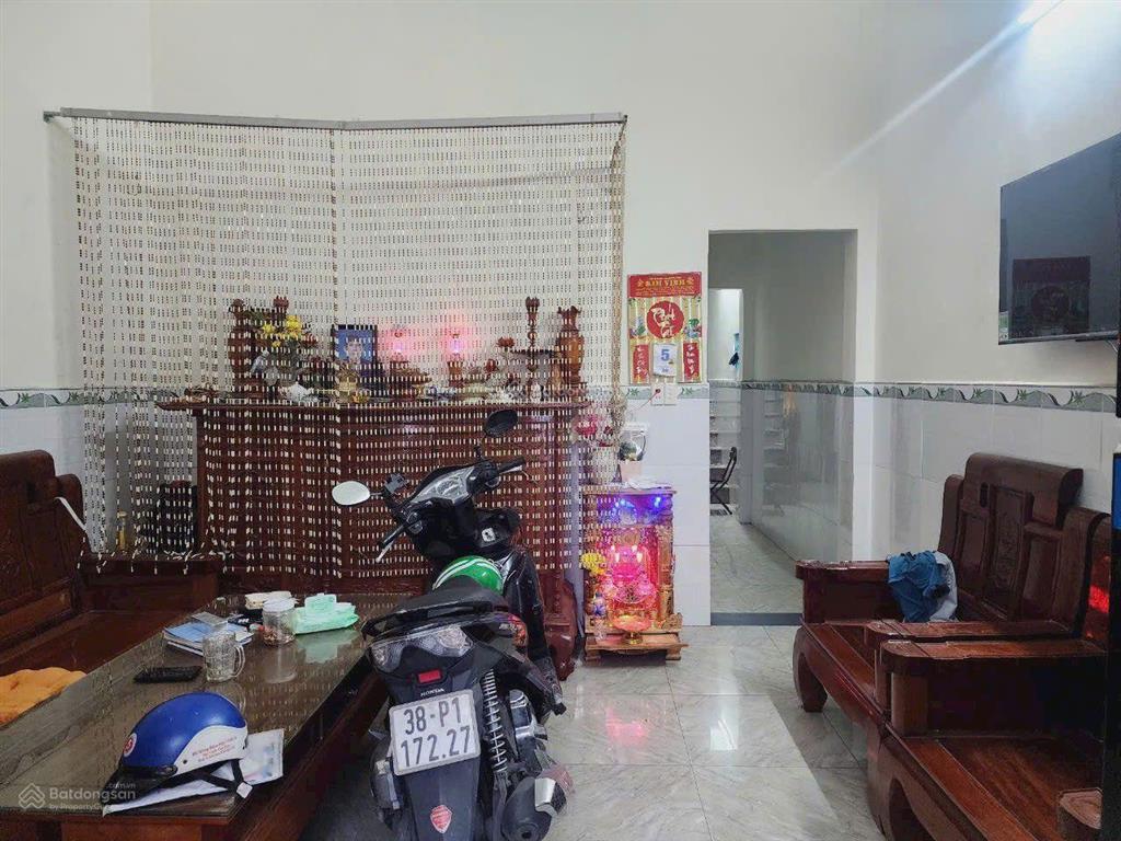 3,59 tỷ  nhà 3 phòng ngủ, đường 8, linh xuân.