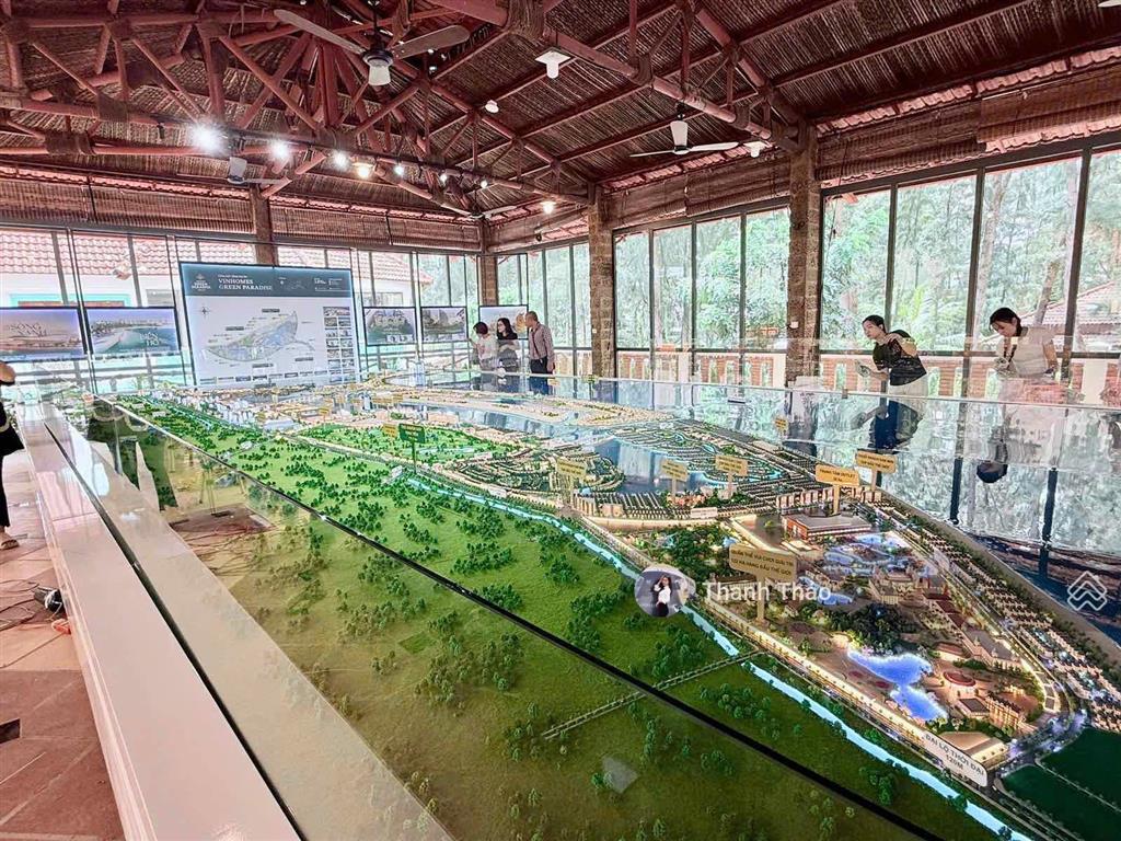 Vinhomes cần giờ bán nhanh căn biệt thự vn92 mặt biển 234m2 giá 21 tỷ hướng nam nhìn 108 tầng