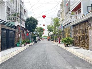 Bán nhà mặt tiền 4 tầng 7x20m giá 12,5 tỷ  KDC HT city Nguyễn Thị Búp