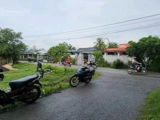 Chủ mất khả năng thanh toán ngân hàng sang nhanh lại lô góc với dt 7.5m nở hậu 11m dài 28m