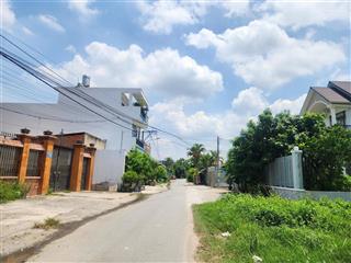 Chính chủ bán căn nhà cấp 4 với(dt10x28m thổ cư 60)giá 3tỷ6.đường 89 xã tân phú trung. 0909 362 ***