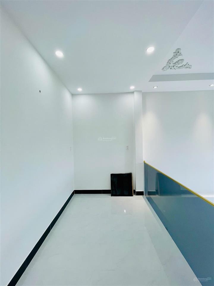 Nhà 2 lầu mới 100%giá 3tỷ bớt lộcthiết kế 1 trệt 1 lầu.vị trí đường 89 ấp cây da xã tân phú trung