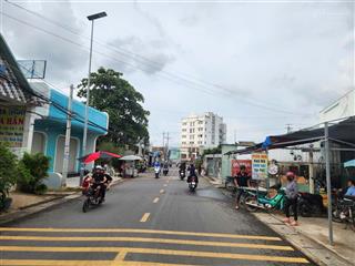 2023 chủ có mua lô đất ngay khu công nghiệp phước đông(dt10x25m) giá 1tỷ290tr, tính xây 2 dãy trọ