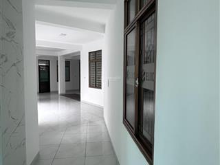 Cho thuê 460m2 sàn làm văn phòng, lớp học khu vực hoàng sâm, cầu giấy