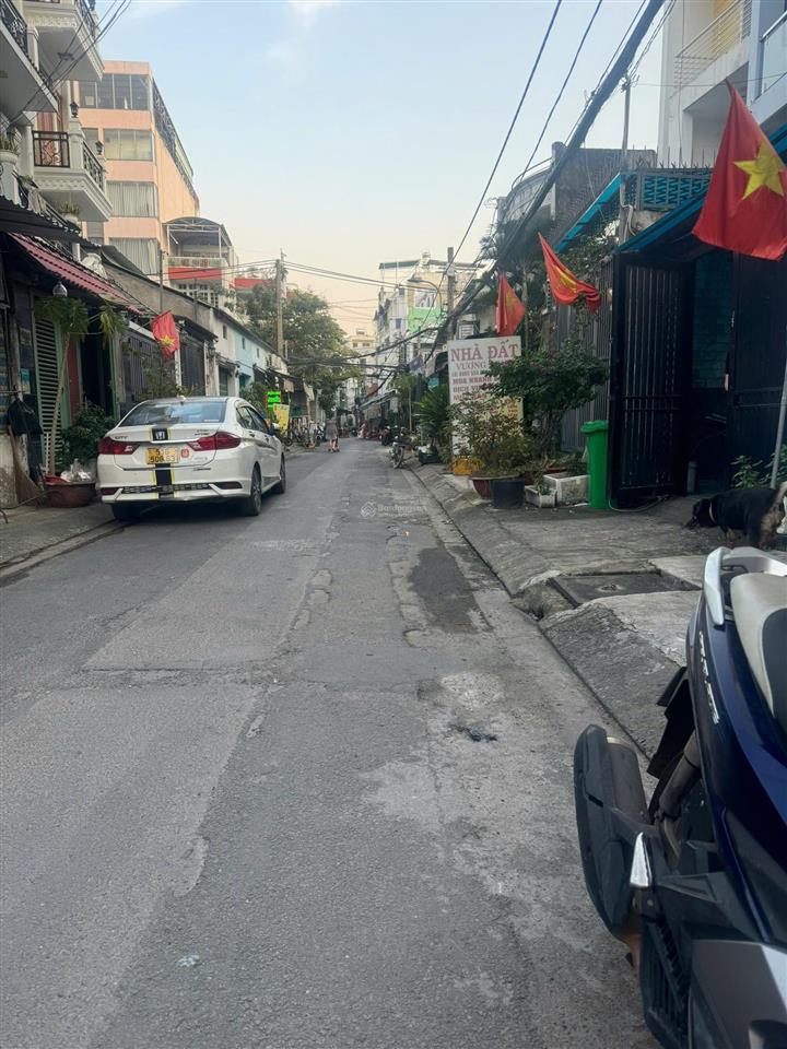 Hàng hiếm ! chủ giảm gấp 2 tỷ, đường 12m, 406m2( 16x28), ngay emart, thông kênh tham lương