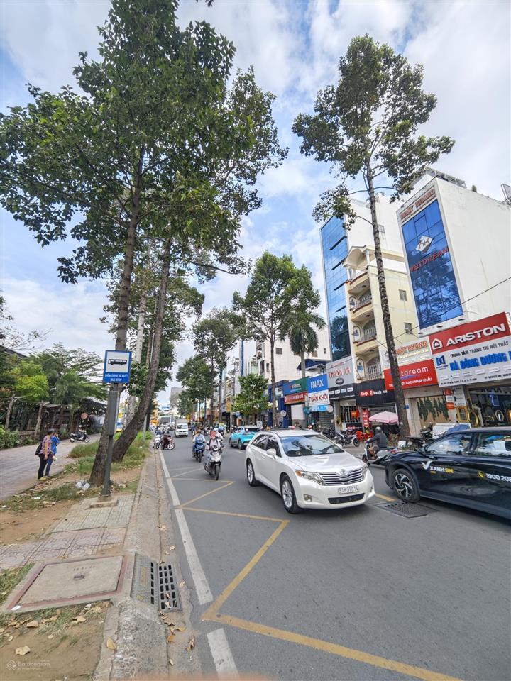 Hiếm ! 2 mặt tiền tô hiến thành, thành thái, 160m2, đối diện kingdom, đh bách khoa.