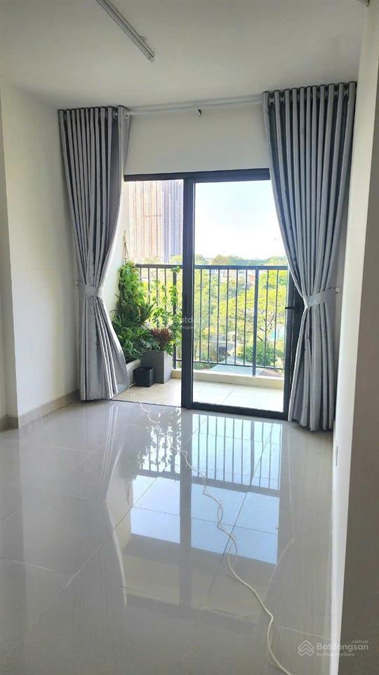 Chủ nhà kẹt tiền, cần bán gấp căn hộ 2pn 2wc, 67m2,giá 2 tỷ480, đầy đủ nội thất chỉ việc vào ở.