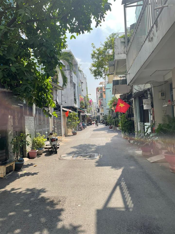 Bán nhà chdv hẻm xe hơi hai bà trưng, p.vts, q3. dt 5,5x30m. cn125m2. hầm 6 tầng. giá 26,7 tỷ tl