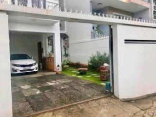 Bán villa sân vườn mặt tiền đường nhựa p4, tp đà lạt
