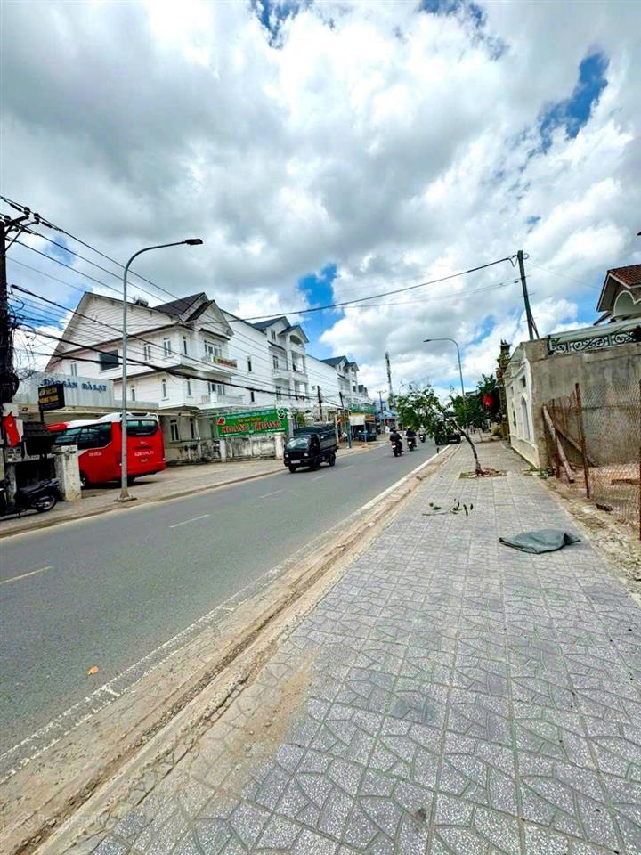 Cần bán gấp lô đất mặt tiền đường nguyên tử lực p8 tp đà lạt