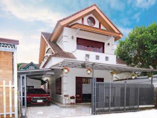 Bán nhanh biệt thự 2 mặt tiền nguyễn hữu cảnh, p8, đà lạt  chỉ 13 tỷ