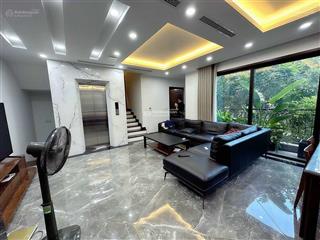 Kịch độc, phố vip yên lãng, 60m2 x 7 tầng, mt 10m, lô góc,gần phố, gara ôtô,ở sướng,kinh doanh đỉnh