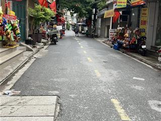 Bán đất tặng nhà! phố vip nguyễn khang, 95m2 x 3 tầng, mt 5.2m, ôtô vào nhà, ở và kinh doanh đỉnh