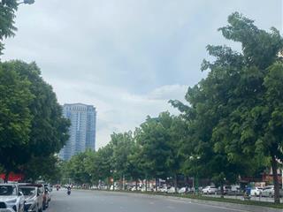 Siêu rẻ! nhà đẹp phố nguyễn văn huyên kéo dài, 6 tầng, 69m2, mt 4.5m, ôtô, gần công viên, ở sướng