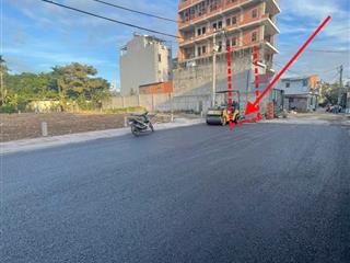 Bán đất mặt tiền đường 16m  hẻm 114 vườn lài khu xây cao lầu, thông tứ phía giá chỉ 60tr/m2