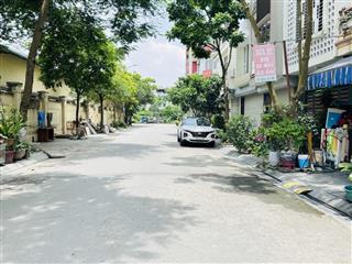 Bán nhà tđc thượng thanh, việt hưng 45m2 5 tầng phân lô vỉa hè kinh doanh