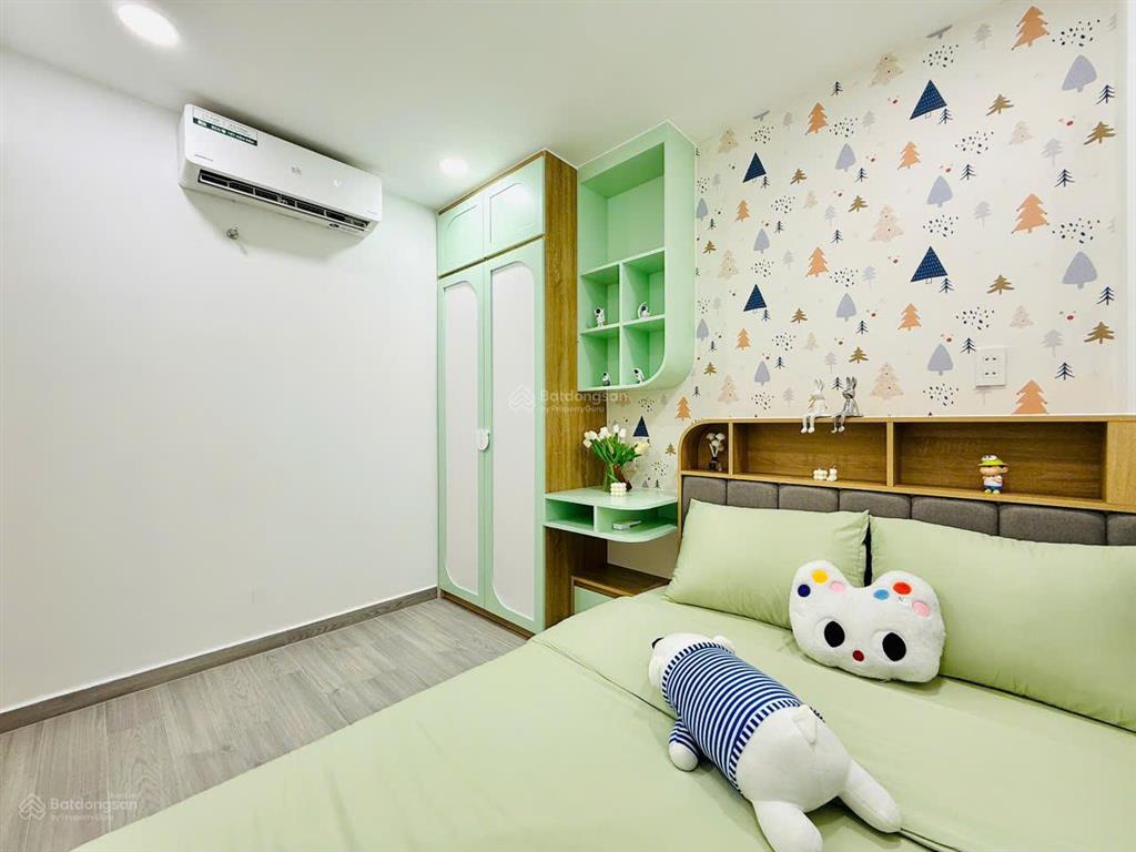 Nhà 4tầng (ngang 4,5m x10m) 3phòng ngủ full nội thất ngay emart chỉ nhỉnh 5tỷ