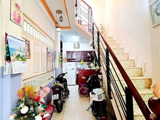 Chính chủ bán nhà 3 tầng đường tôn đản p10 quận 4.shr dt 48m2 ngang 4mx12m.chỉ 4,8 tỷ(tl)