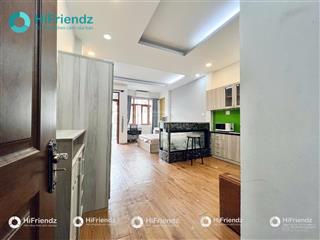 Siêu phẩm studio ban công, tách bếp, diện tích rộng, sàn gỗ siêu xịn, ful nt  gần chợ bà chiểu