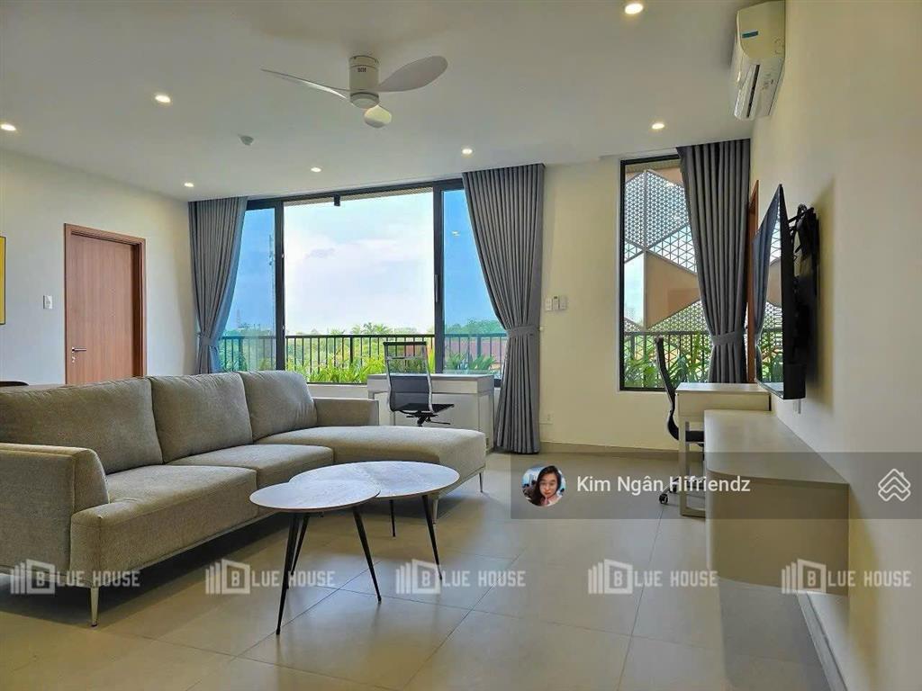 Căn hộ dịch vụ 1 phòng ngủ + 1 phòng khách siêu rộng  view thoáng  nội thất cao cấp