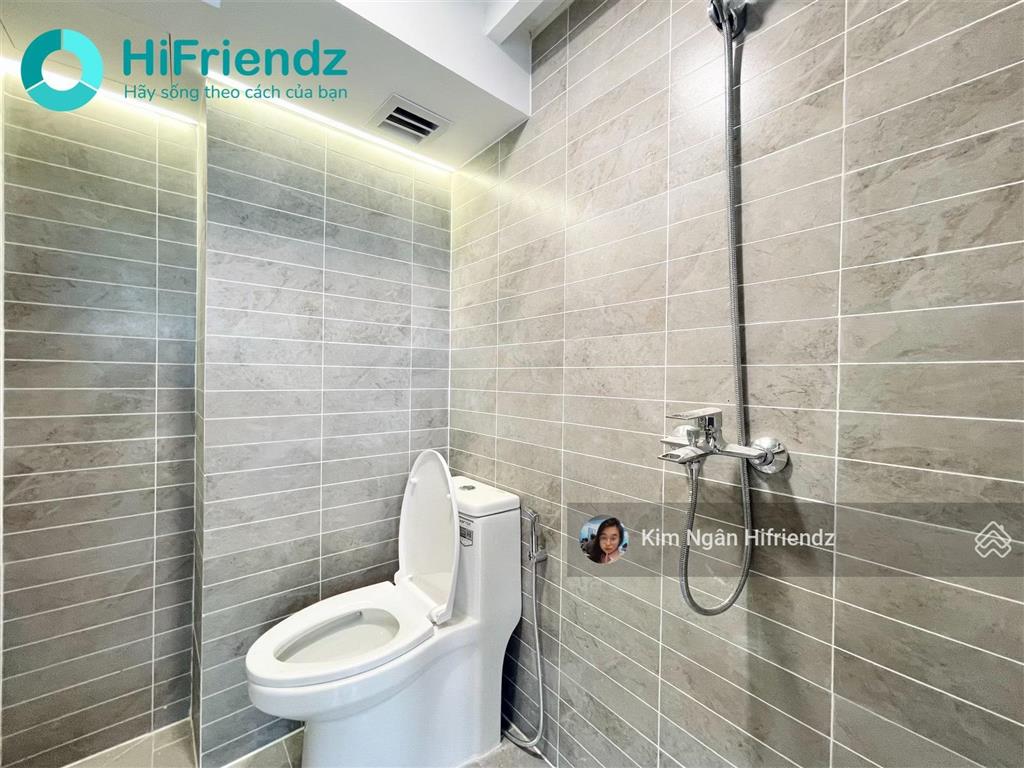 Duplex tone trắng siêu đẹp  diện tích rộng  view landmark 81  vị trí ngay thảo cầm viên sát q1