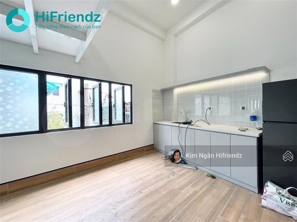 Duplex tone trắng siêu đẹp  diện tích rộng  view landmark 81  vị trí ngay thảo cầm viên sát q1