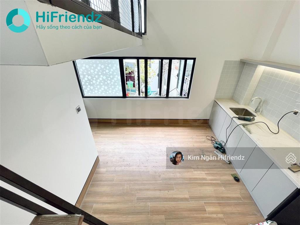 Duplex tone trắng siêu đẹp  diện tích rộng  view landmark 81  vị trí ngay thảo cầm viên sát q1