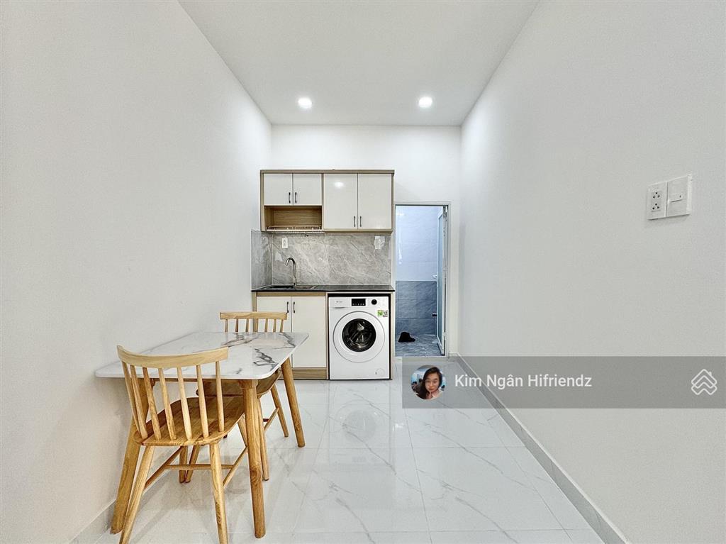 Siêu phẩm 1 phòng ngủ ban công  nhà mới 100%  có thang máy  siêu xịn xò  có máy giặt riêng